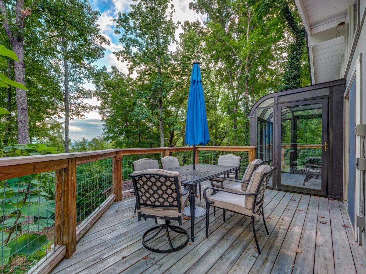Bear View Chalet, 3 Bedroom, Pool, Pets, Arcades, Wifi, Hot Tub, Sleeps 12 Gatlinburg Dış mekan fotoğraf